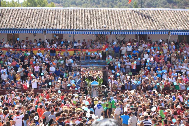 Virgen en procesión